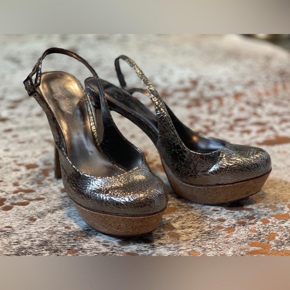 Jessica Simpson Silver Crackled Heel